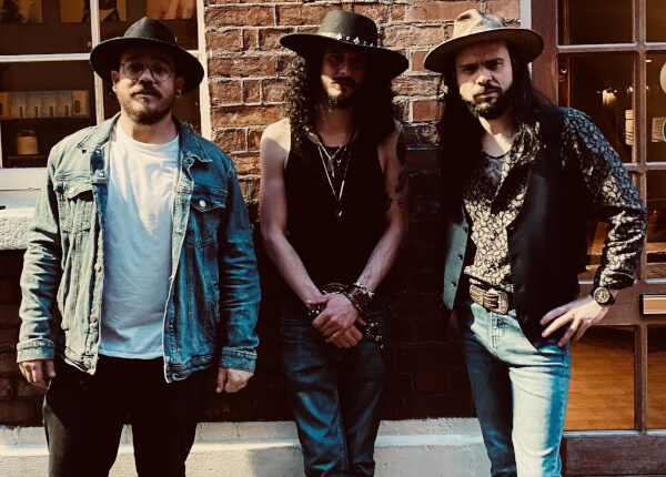 Electric House - at The Flowing Tide